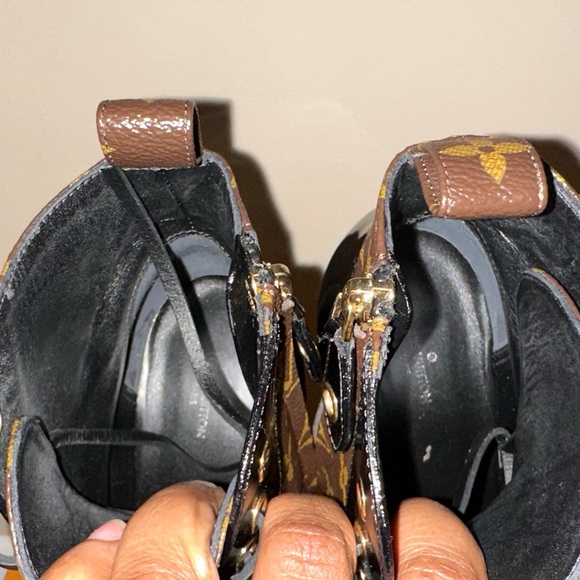 **SOLD** Authentic Louis Vuitton Star Trail Ankle boot Size 38 - Picture 11 of 13